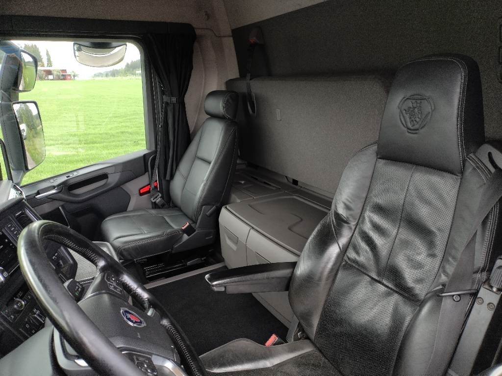 Грузовик-шасси Scania R540 8x4 pitkä alusta runko 9,6m: фото 11 Грузовик-шасси Scania R540 8x4 pitkä alusta runko 9,6m: фото 11