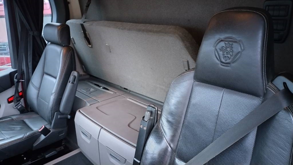 Лесовоз Scania XT650 8x4 puuvarustus,rautajouset: фото 9 Лесовоз Scania XT650 8x4 puuvarustus,rautajouset: фото 9