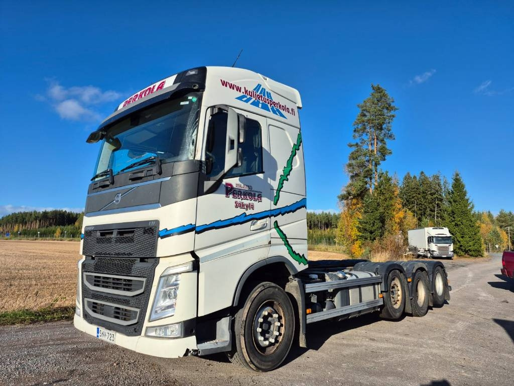 Volvo FH500 8x2 alusta  - Грузовик-шасси: фото 1 Volvo FH500 8x2 alusta  - Грузовик-шасси: фото 1