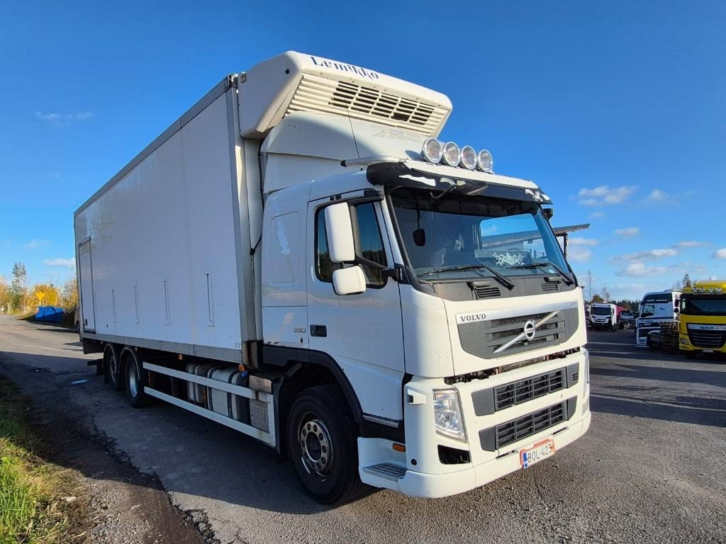 Volvo FM D11 450 6x2 umpikori+pl-nostin  - Грузовик с закрытым кузовом: фото 2 Volvo FM D11 450 6x2 umpikori+pl-nostin  - Грузовик с закрытым кузовом: фото 2