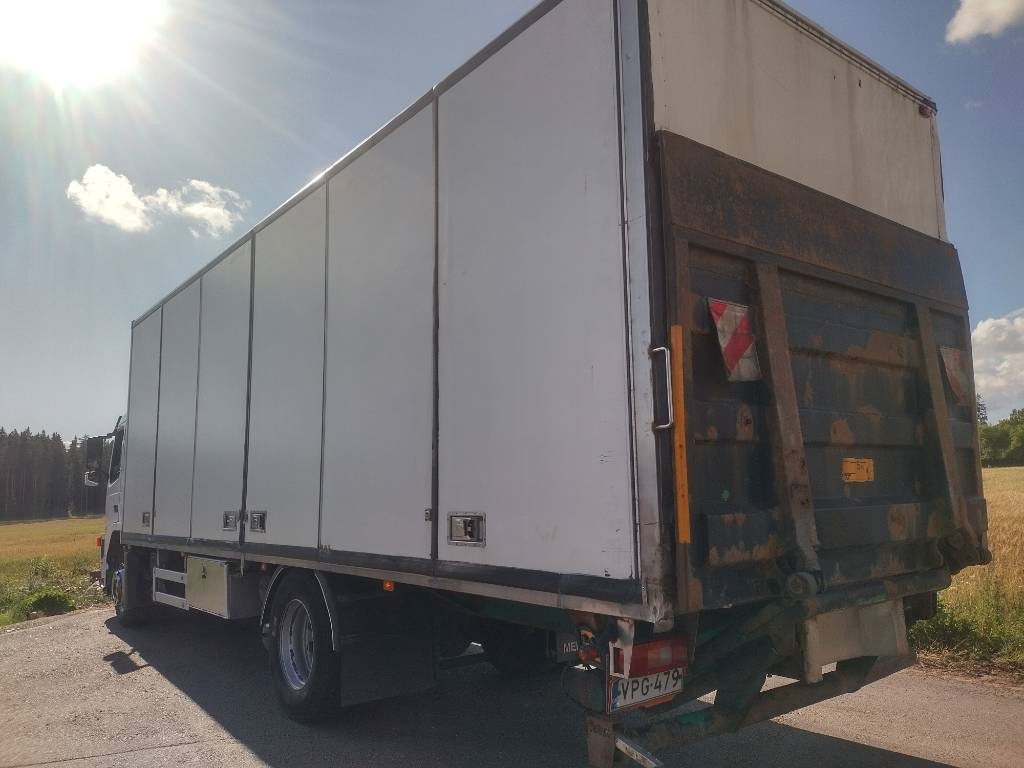 Volvo FM9 4x2 8,40m pitkä kylkiaukeava kori - Грузовик с закрытым кузовом: фото 5 Volvo FM9 4x2 8,40m pitkä kylkiaukeava kori - Грузовик с закрытым кузовом: фото 5