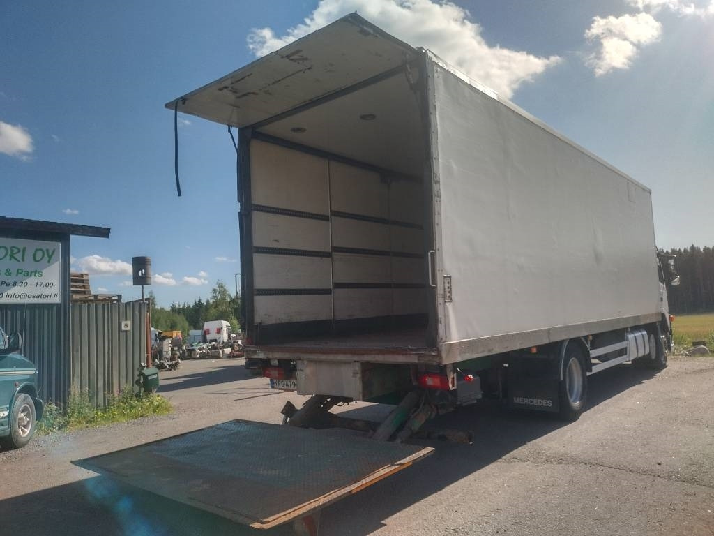 Volvo FM9 4x2 8,40m pitkä kylkiaukeava kori - Грузовик с закрытым кузовом: фото 4 Volvo FM9 4x2 8,40m pitkä kylkiaukeava kori - Грузовик с закрытым кузовом: фото 4