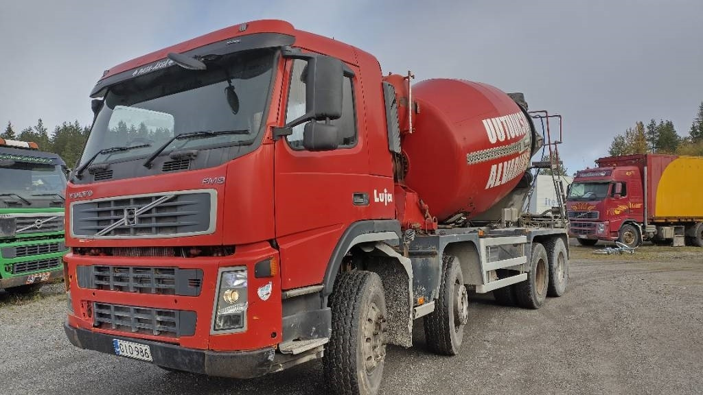 Volvo FM9 8x4 full steel,manual, mixer  - Грузовик-цистерна: фото 1 Volvo FM9 8x4 full steel,manual, mixer  - Грузовик-цистерна: фото 1