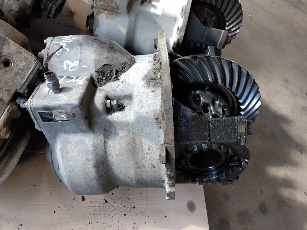 Volvo RTS2370A - Ось и запчасти для Грузовиков: фото 1 Volvo RTS2370A - Ось и запчасти для Грузовиков: фото 1