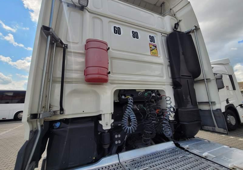 DAF XF510 SPACE CAB / SPROWADZONY / MANUAL / RETARDER - Тягач: фото 4 DAF XF510 SPACE CAB / SPROWADZONY / MANUAL / RETARDER - Тягач: фото 4