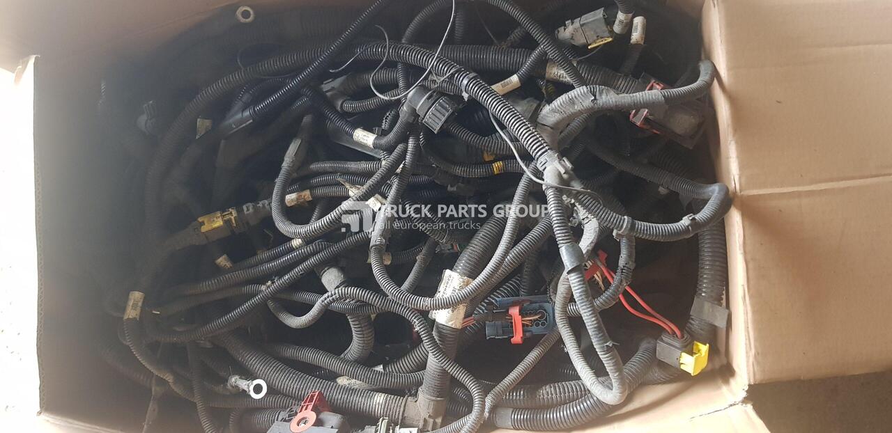 VOLVO FH4 euro6, RENAULT RAGE / GAMA cable harness, connectors, electric lines, electric cables FCIOM ,CCIOM, RCIOM 22046285, 21675272, 21675276, 21675305, 21675306, 21914997, 22163864, 21120361, 2230 - Кабели/ Провода для Грузовиков: фото 1 VOLVO FH4 euro6, RENAULT RAGE / GAMA cable harness, connectors, electric lines, electric cables FCIOM ,CCIOM, RCIOM 22046285, 21675272, 21675276, 21675305, 21675306, 21914997, 22163864, 21120361, 2230 - Кабели/ Провода для Грузовиков: фото 1