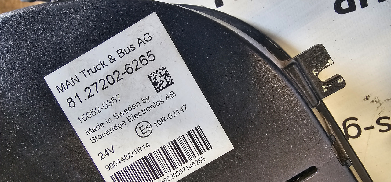 MAN MAN TGX / TGS EURO6 instrument panel, dashboard, information panel, instrument cluster 81272026265, 81258077136, 81272026268, 81258077149, 81258077142, 81272026252, 81272026254, 81258077138, 812720262 - Запчасти: фото 4 MAN MAN TGX / TGS EURO6 instrument panel, dashboard, information panel, instrument cluster 81272026265, 81258077136, 81272026268, 81258077149, 81258077142, 81272026252, 81272026254, 81258077138, 812720262 - Запчасти: фото 4