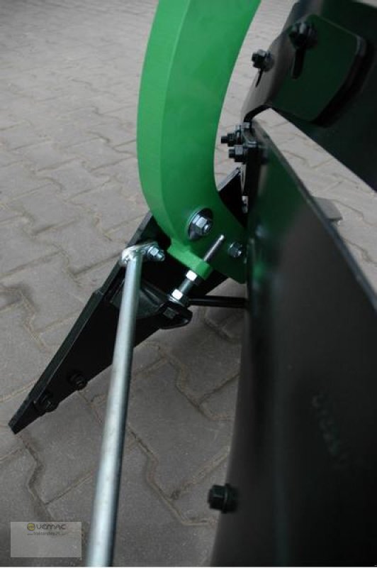 BOMET Drehpflug U052 3 Schar 0,34-0,42-0,50m Körperbreite - Плуг: фото 5 BOMET Drehpflug U052 3 Schar 0,34-0,42-0,50m Körperbreite - Плуг: фото 5