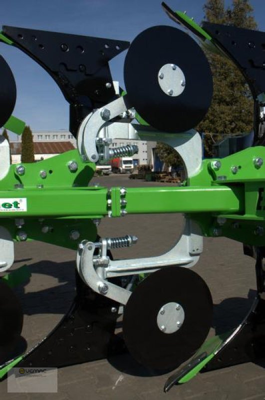 BOMET Drehpflug U064/2 4 Schar 0,30-0,38-0,45m Körperbreite - Плуг: фото 2 BOMET Drehpflug U064/2 4 Schar 0,30-0,38-0,45m Körperbreite - Плуг: фото 2