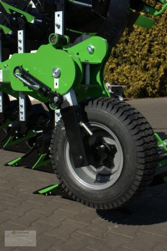 BOMET Drehpflug U064/2 4 Schar 0,30-0,38-0,45m Körperbreite - Плуг: фото 4 BOMET Drehpflug U064/2 4 Schar 0,30-0,38-0,45m Körperbreite - Плуг: фото 4