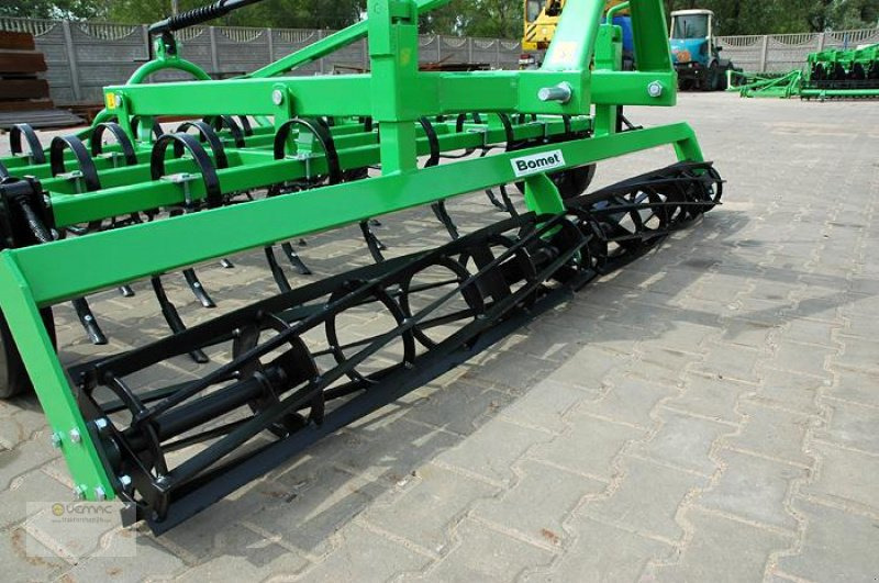 BOMET Saatbettkombination Bomet U725/3 - Техника для обработки почвы: фото 5 BOMET Saatbettkombination Bomet U725/3 - Техника для обработки почвы: фото 5