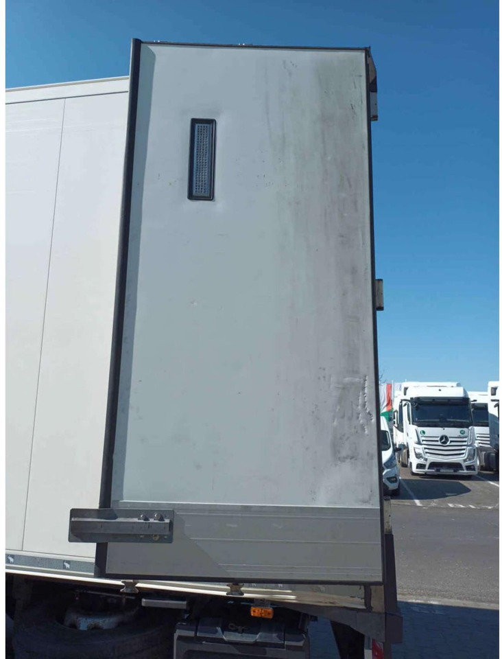 2020 Schmitz Cargobull SKO FP 60 ThermoKing SLXi 300 - Полуприцеп-рефрижератор: фото 3 2020 Schmitz Cargobull SKO FP 60 ThermoKing SLXi 300 - Полуприцеп-рефрижератор: фото 3