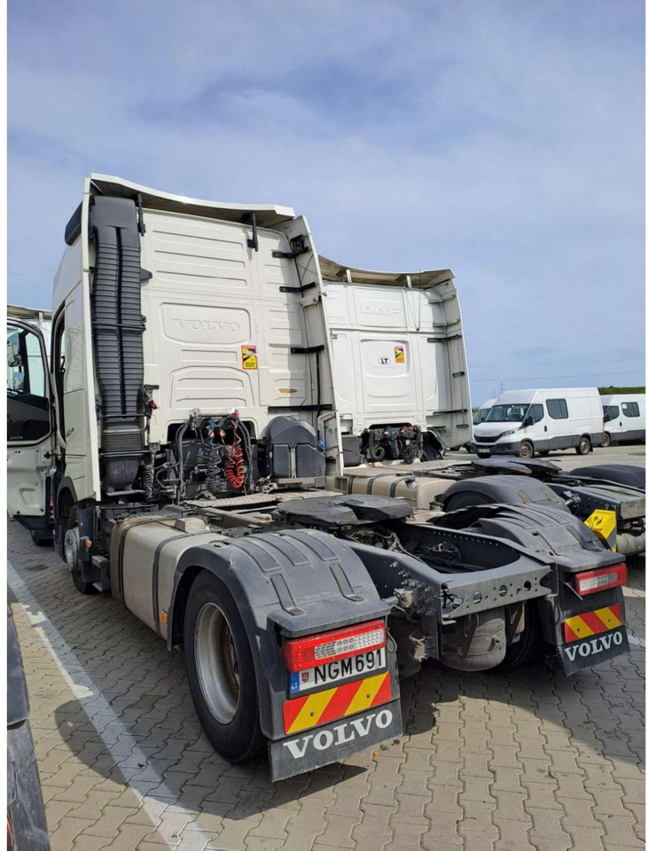 2023 Volvo FH 460 Globetrotter XL Varios i-Save - Тягач: фото 2 2023 Volvo FH 460 Globetrotter XL Varios i-Save - Тягач: фото 2