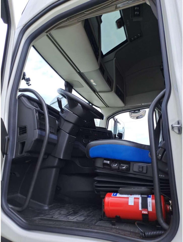 2023 Volvo FH 460 Globetrotter XL Varios i-Save - Тягач: фото 5 2023 Volvo FH 460 Globetrotter XL Varios i-Save - Тягач: фото 5