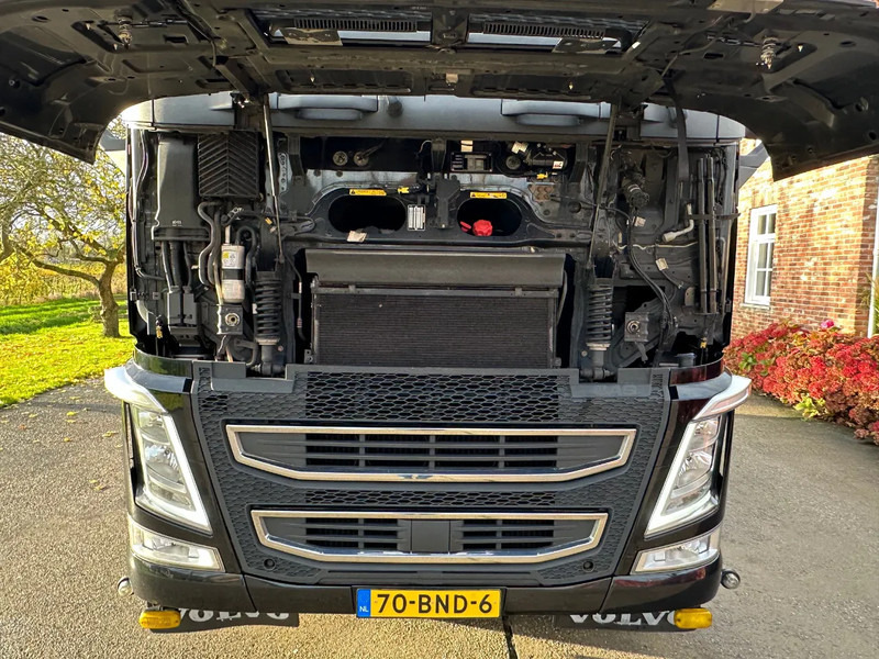 Volvo FH 500 / GLOBETROTTER / NL TRUCK / ALCOA / 2 TANK / TOP!! - Тягач: фото 3 Volvo FH 500 / GLOBETROTTER / NL TRUCK / ALCOA / 2 TANK / TOP!! - Тягач: фото 3