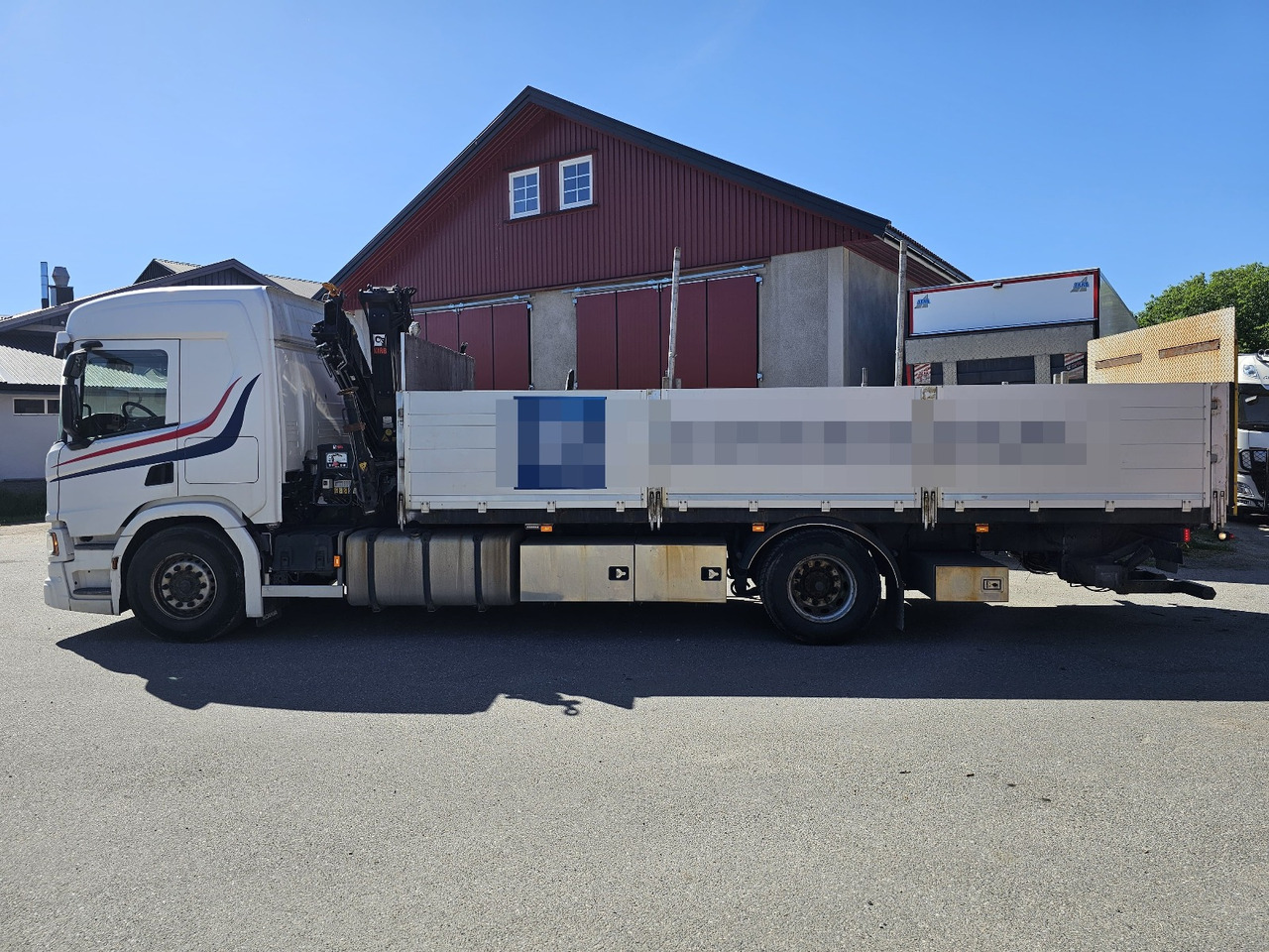 Scania P320 - Грузовик бортовой/ Платформа, Автоманипулятор: фото 2 Scania P320 - Грузовик бортовой/ Платформа, Автоманипулятор: фото 2