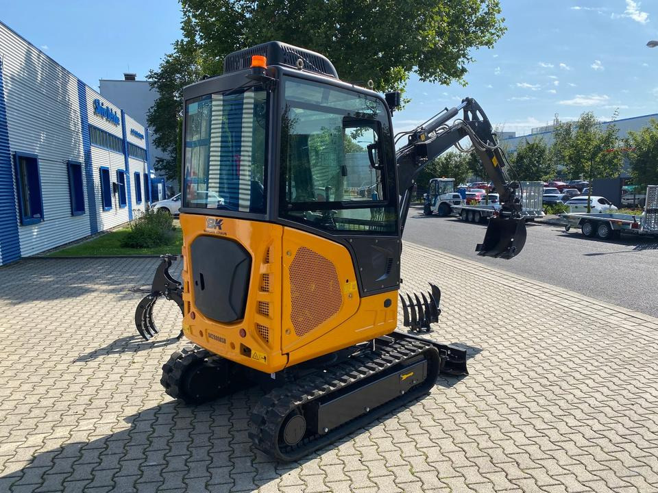 Minibagger BK2800ASR inkl. Zubehörpaket *INKL.19% MWST*BERGER KRAUS*KUBOTA*SCHWENKARM* VERSTELLFAHRWERK*KLIMA* - Мини-экскаватор: фото 5 Minibagger BK2800ASR inkl. Zubehörpaket *INKL.19% MWST*BERGER KRAUS*KUBOTA*SCHWENKARM* VERSTELLFAHRWERK*KLIMA* - Мини-экскаватор: фото 5