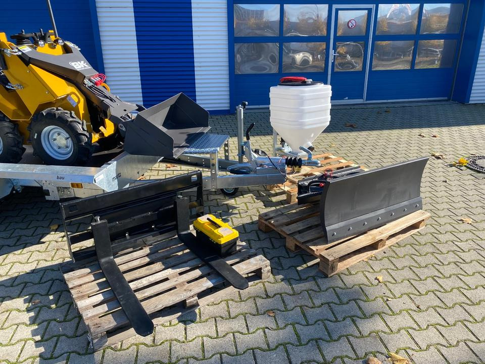Radlader/Mini-Radlader BK360SW inkl. Tieflader und Winter-Komplettpaket *INKL.19% MWST*BERGER KRAUS*B&S MOTOR*SOFORT!* - Компактный фронтальный погрузчик, Прицеп: фото 3 Radlader/Mini-Radlader BK360SW inkl. Tieflader und Winter-Komplettpaket *INKL.19% MWST*BERGER KRAUS*B&S MOTOR*SOFORT!* - Компактный фронтальный погрузчик, Прицеп: фото 3