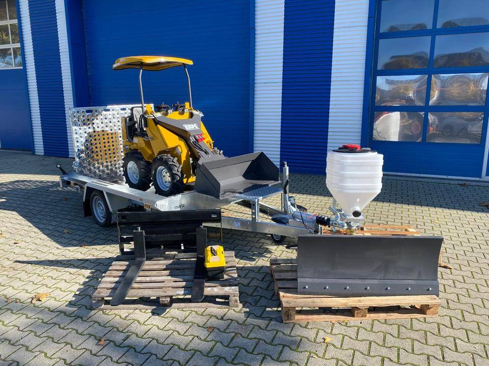 Radlader/Mini-Radlader BK360SW inkl. Tieflader und Winter-Komplettpaket *INKL.19% MWST*BERGER KRAUS*B&S MOTOR*SOFORT!* - Компактный фронтальный погрузчик, Прицеп: фото 2 Radlader/Mini-Radlader BK360SW inkl. Tieflader und Winter-Komplettpaket *INKL.19% MWST*BERGER KRAUS*B&S MOTOR*SOFORT!* - Компактный фронтальный погрузчик, Прицеп: фото 2