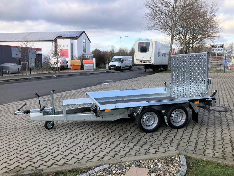 Vermietung / Tieflader 2700KG / Anhänger / ab 3 Tage / Auffahrrampe / Schaufelablage - Прицеп для спецтехники: фото 5 Vermietung / Tieflader 2700KG / Anhänger / ab 3 Tage / Auffahrrampe / Schaufelablage - Прицеп для спецтехники: фото 5