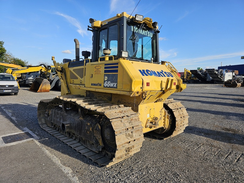 KOMATSU D65WX-17 - Бульдозер: фото 3 KOMATSU D65WX-17 - Бульдозер: фото 3