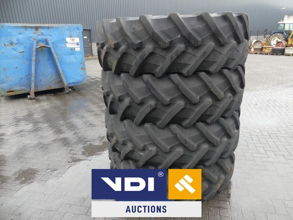 Michelin 16.9R26 - Шина: фото 1 Michelin 16.9R26 - Шина: фото 1