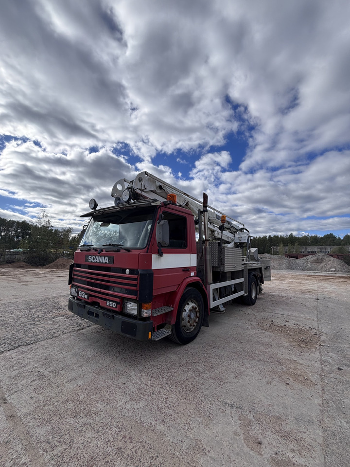 SCANIA - Пожарная машина: фото 1 SCANIA - Пожарная машина: фото 1