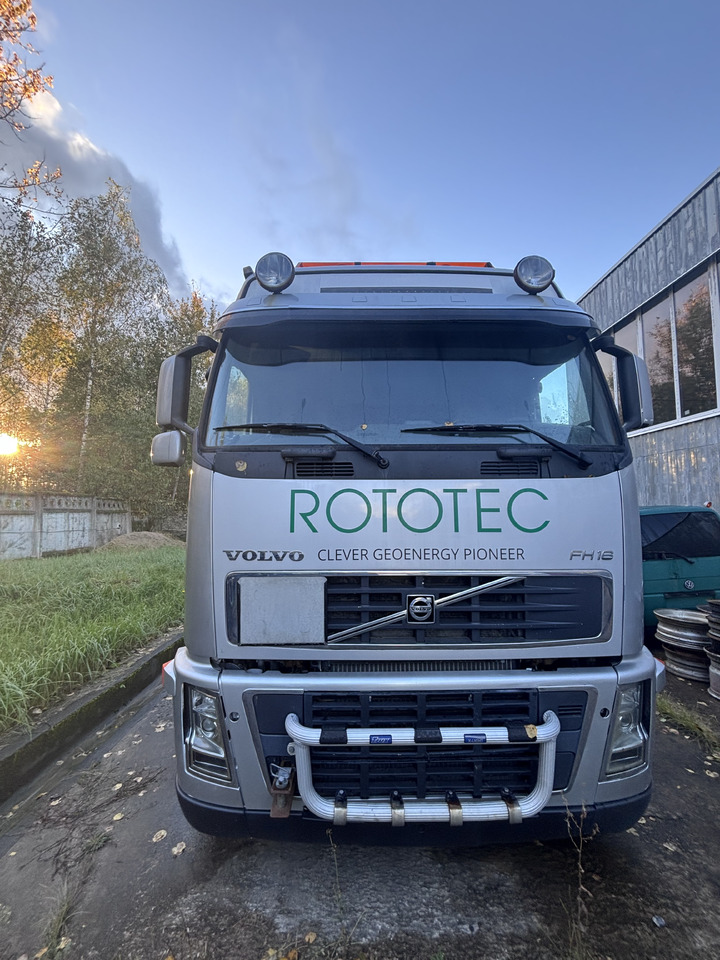 VOLVO FH16 - 580 - Крюковой мультилифт: фото 1 VOLVO FH16 - 580 - Крюковой мультилифт: фото 1