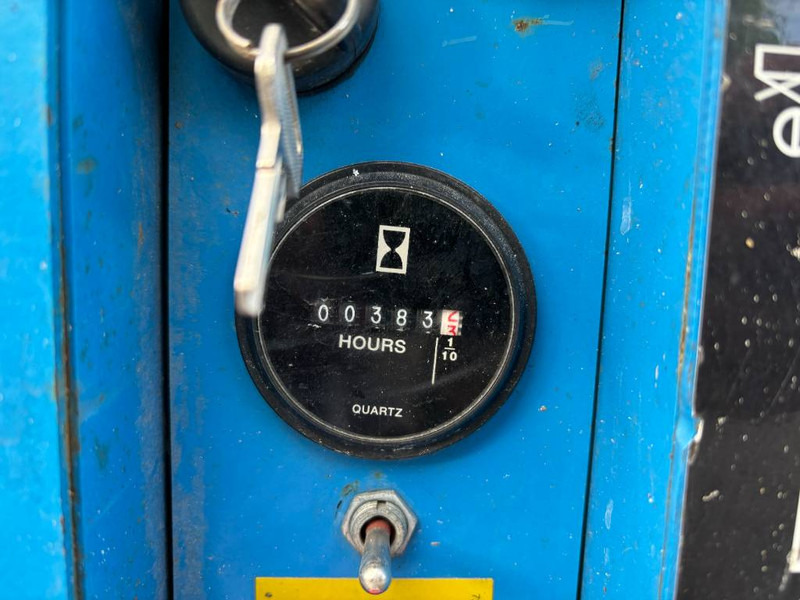 Genie GS-3246 - Ножничный подъемник: фото 5 Genie GS-3246 - Ножничный подъемник: фото 5