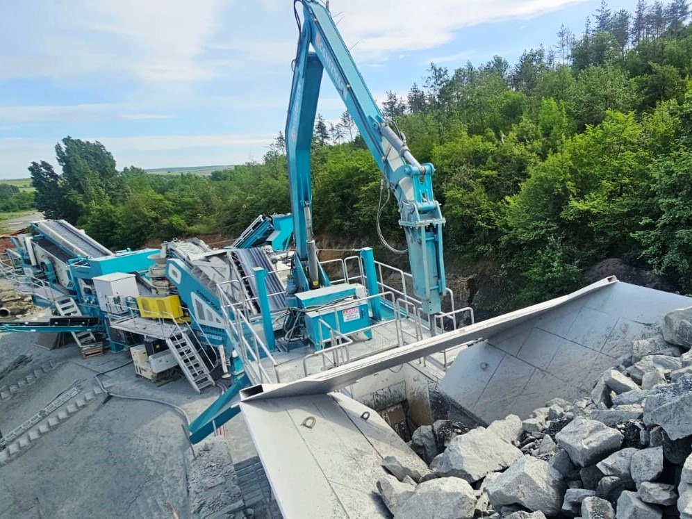 CONSTMACH Brise-Roche Hydraulique – Puissance Maximale pour les Travaux de Démolition les Plus Durs - Дробилка: фото 4 CONSTMACH Brise-Roche Hydraulique – Puissance Maximale pour les Travaux de Démolition les Plus Durs - Дробилка: фото 4
