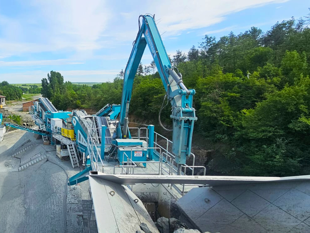 CONSTMACH Brise-Roche Hydraulique – Puissance Maximale pour les Travaux de Démolition les Plus Durs - Дробилка: фото 3 CONSTMACH Brise-Roche Hydraulique – Puissance Maximale pour les Travaux de Démolition les Plus Durs - Дробилка: фото 3