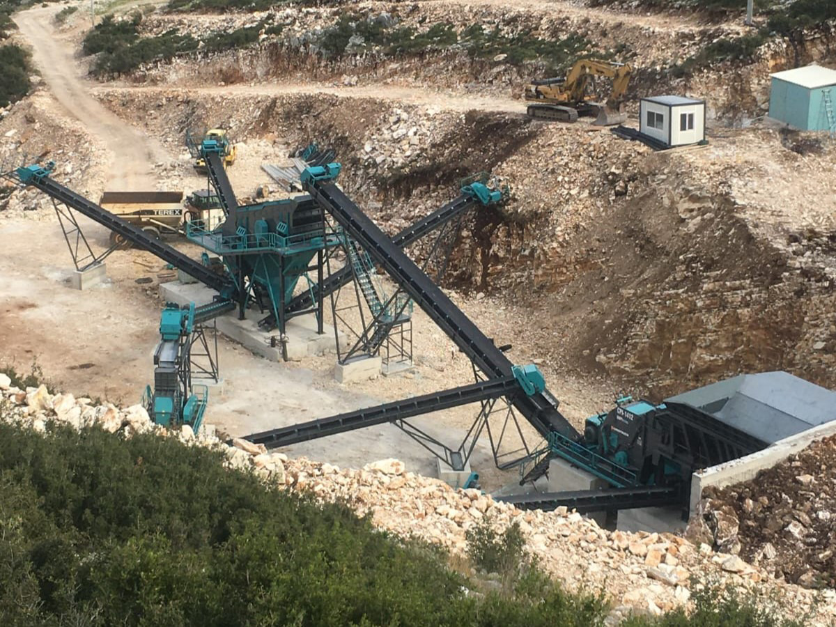 Constmach Installation Stationnaire De Concassage De Pierres De Basalte 250-300 Tph - Дробилка: фото 4 Constmach Installation Stationnaire De Concassage De Pierres De Basalte 250-300 Tph - Дробилка: фото 4