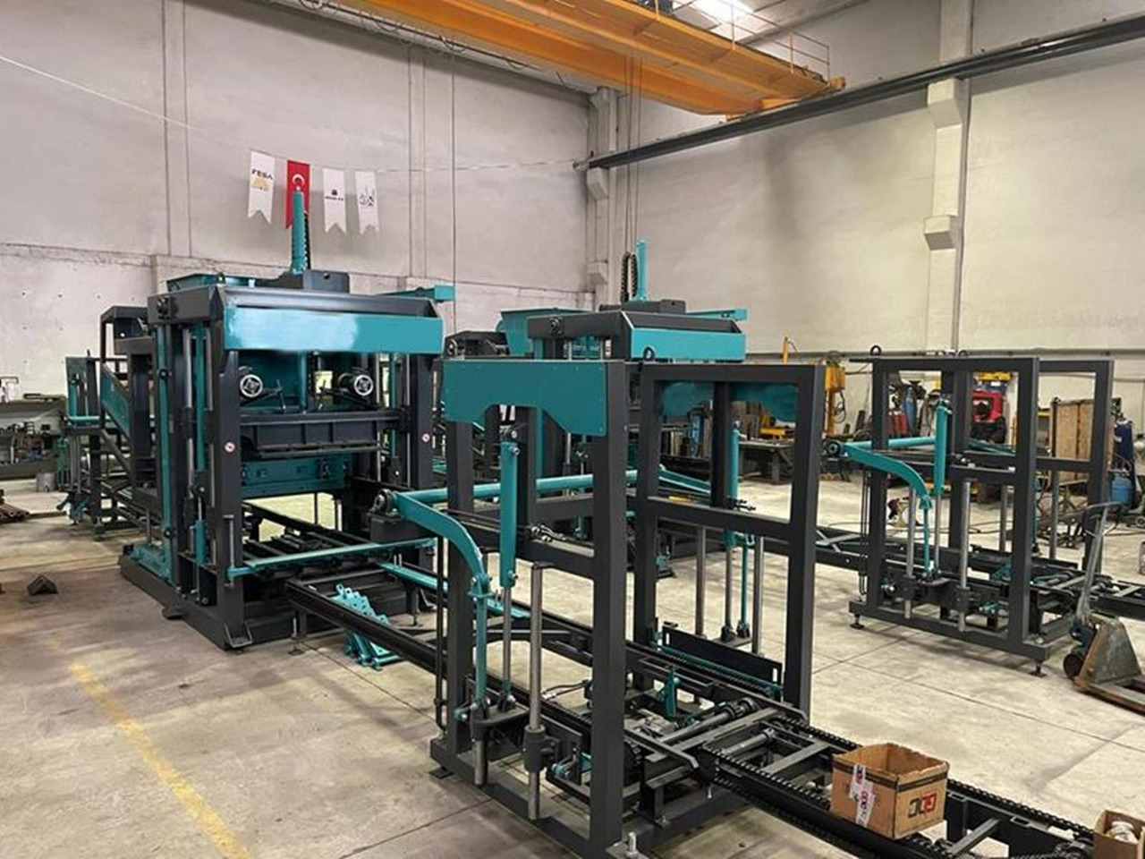 Constmach Machine de Fabrication de Blocs de Béton BS-20 Garantie de 2 ans - Вибропресс: фото 4 Constmach Machine de Fabrication de Blocs de Béton BS-20 Garantie de 2 ans - Вибропресс: фото 4