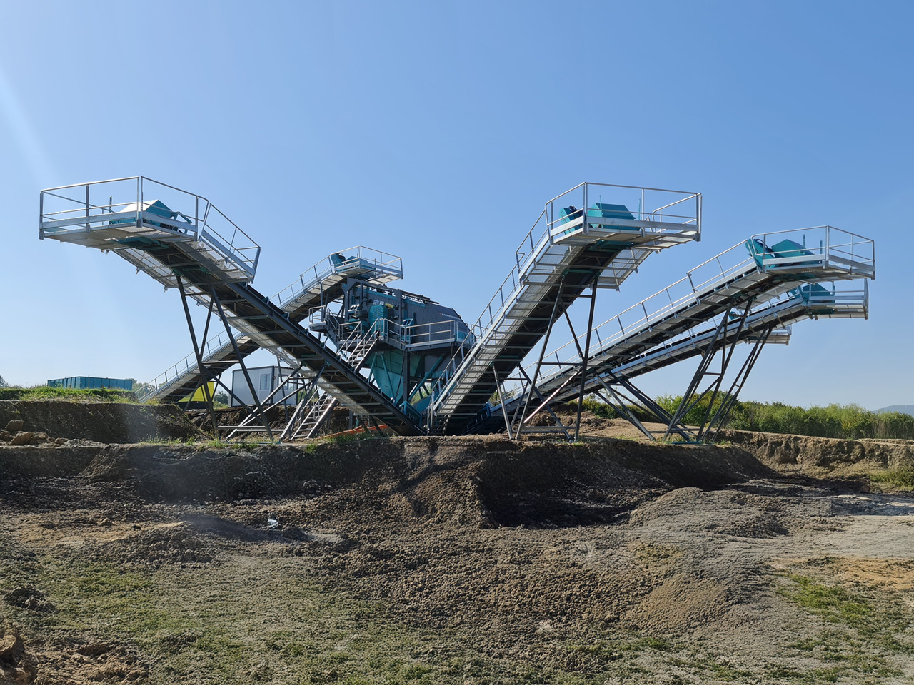 Constmach Stationäre Sand- und Kieswasch- und Siebanlage - Грохот: фото 4 Constmach Stationäre Sand- und Kieswasch- und Siebanlage - Грохот: фото 4