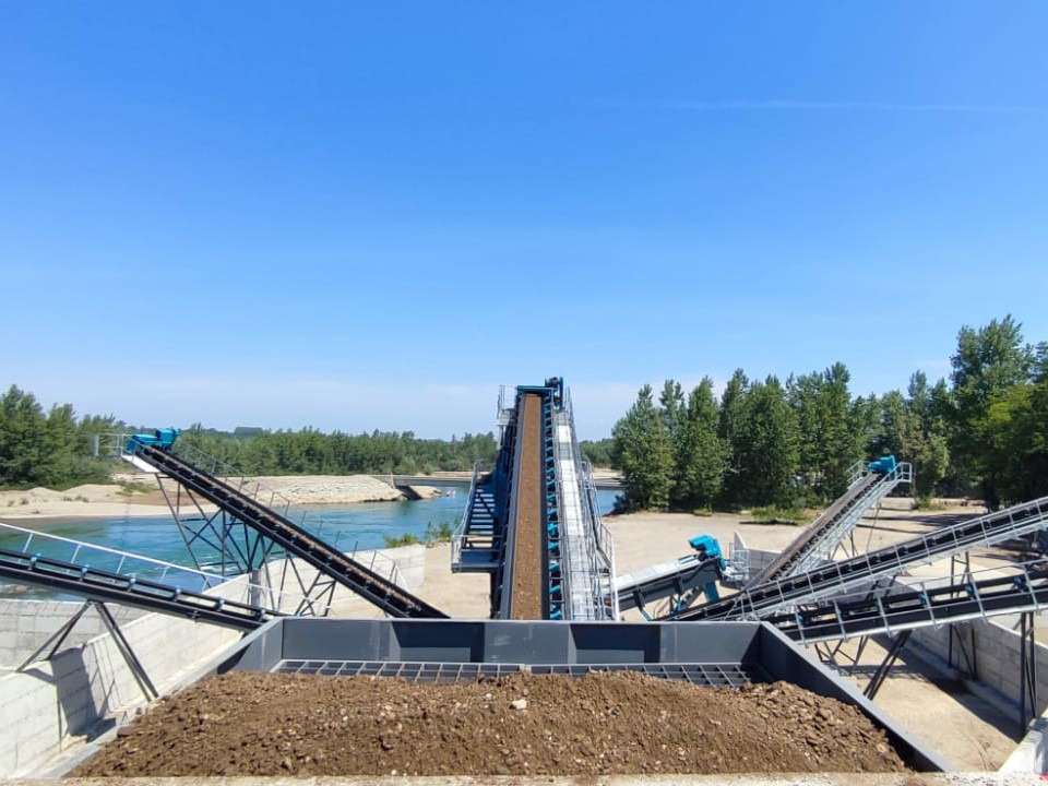 Constmach Stationäre Wasch- und Siebanlagen (Sand-, Kies-, Schotter Wäsche und -siebung) - Грохот: фото 5 Constmach Stationäre Wasch- und Siebanlagen (Sand-, Kies-, Schotter Wäsche und -siebung) - Грохот: фото 5