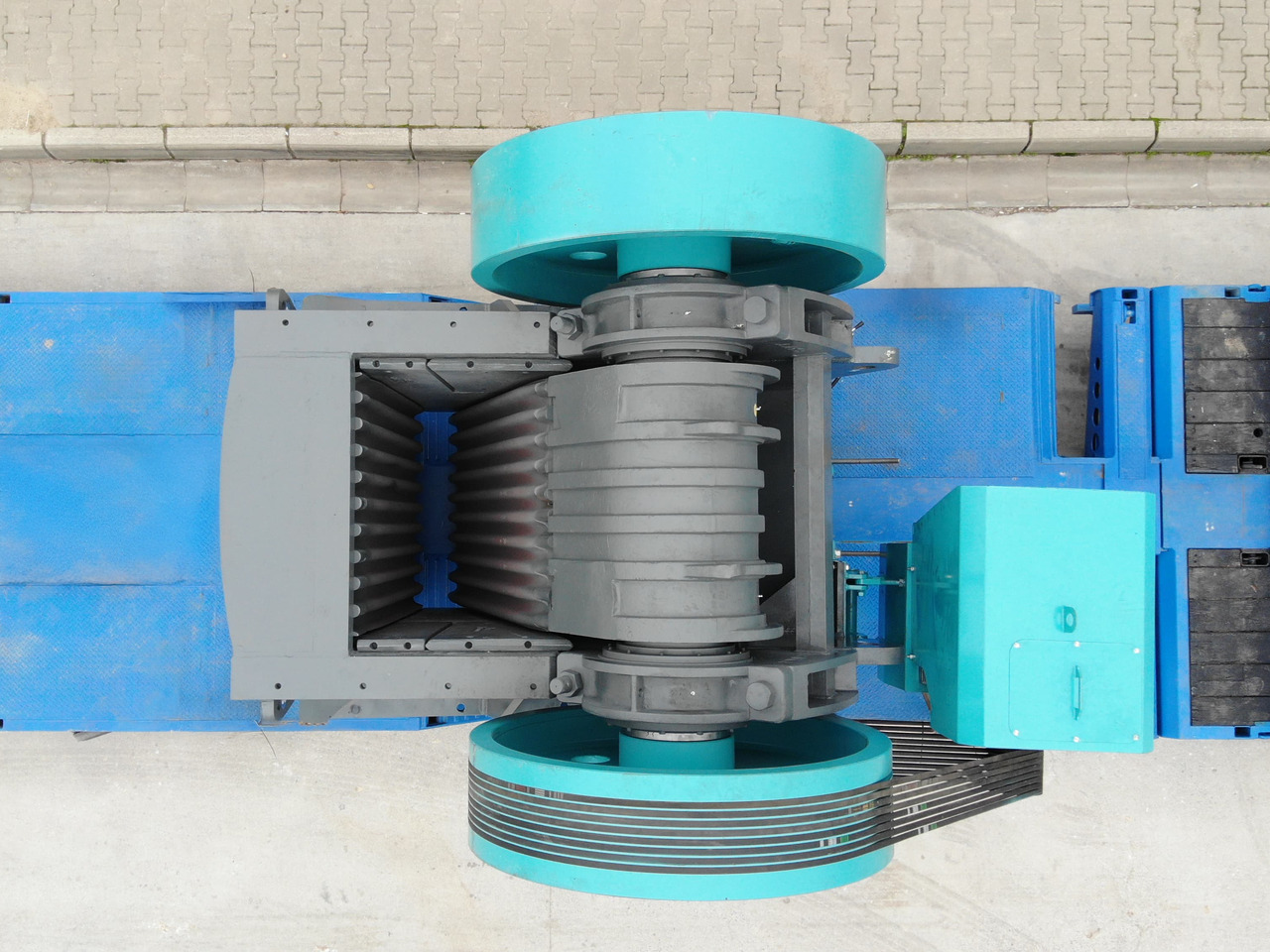 Constmach Types de Concasseurs à Mâchoires Entre 60 et 850 Tonnes - Щековая дробилка: фото 3 Constmach Types de Concasseurs à Mâchoires Entre 60 et 850 Tonnes - Щековая дробилка: фото 3