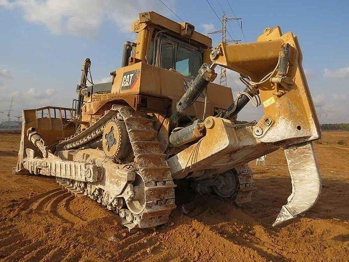 CAT D10 T - Бульдозер: фото 1 CAT D10 T - Бульдозер: фото 1