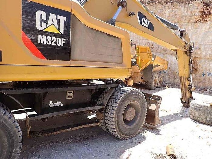 Экскаватор CAT M320F: фото 11