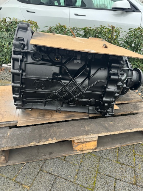 ZF 12TX2210 TD - Коробка передач для Грузовиков: фото 1 ZF 12TX2210 TD - Коробка передач для Грузовиков: фото 1