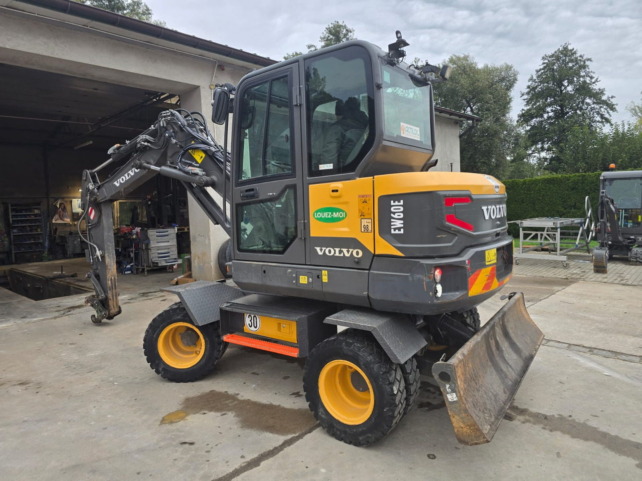 VOLVO EW 60E - Колёсный экскаватор: фото 3 VOLVO EW 60E - Колёсный экскаватор: фото 3
