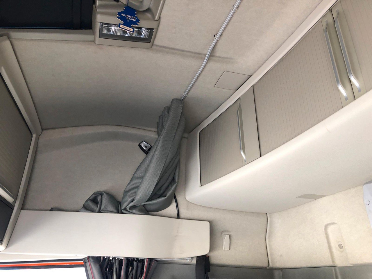 Самосвал Volvo FH460 8x4 Tridem*TopZustand*excellent condition: фото 21 Самосвал Volvo FH460 8x4 Tridem*TopZustand*excellent condition: фото 21