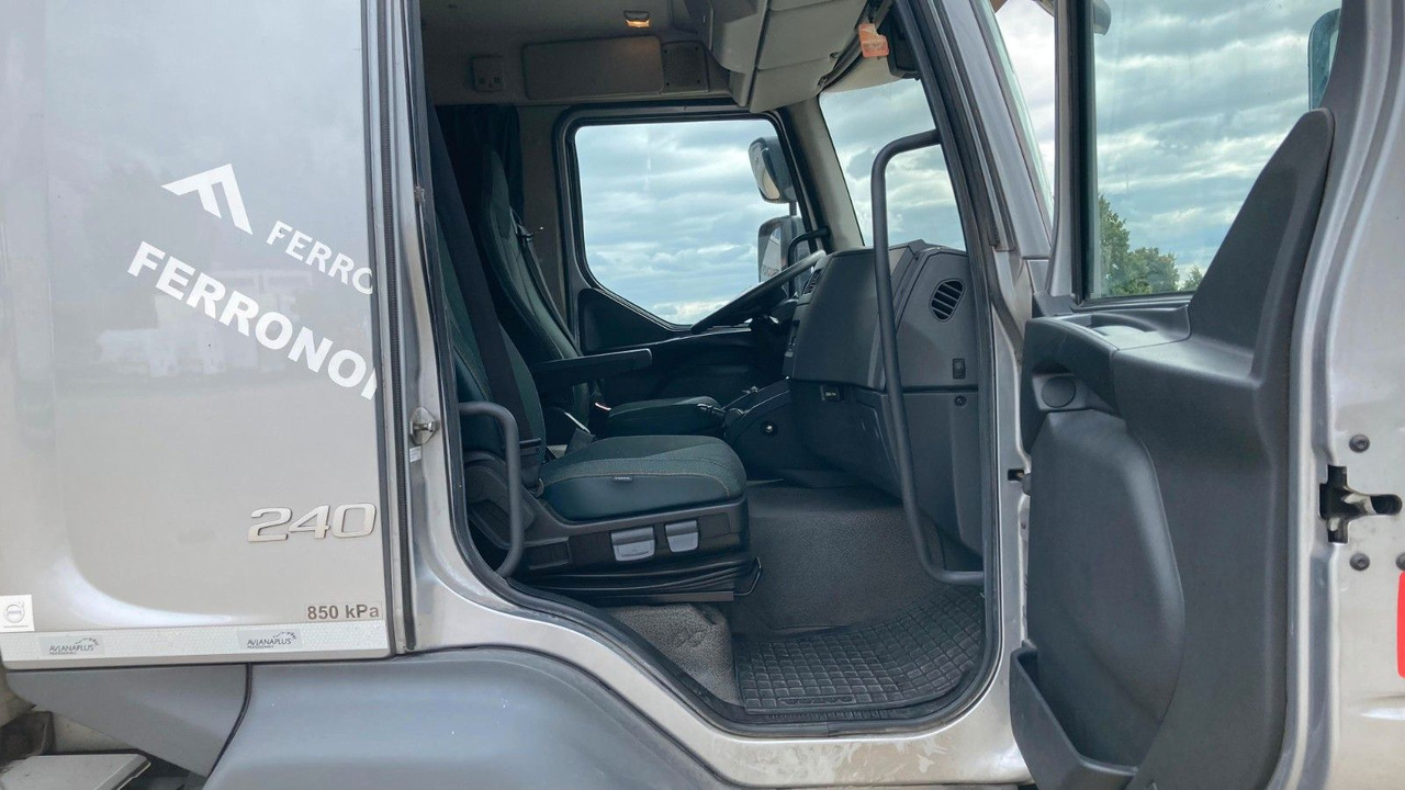 Volvo FL 12.240 Ladebordwand*Klima - Грузовик с закрытым кузовом: фото 5 Volvo FL 12.240 Ladebordwand*Klima - Грузовик с закрытым кузовом: фото 5