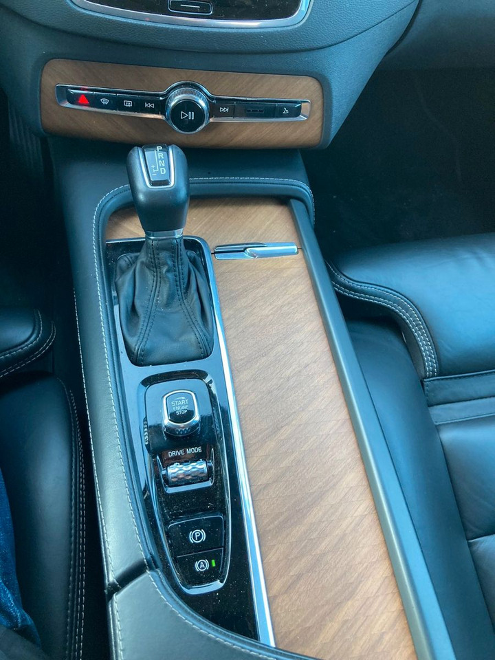 Внедорожник Volvo XC 90 D5 Inscription AWD: фото 9