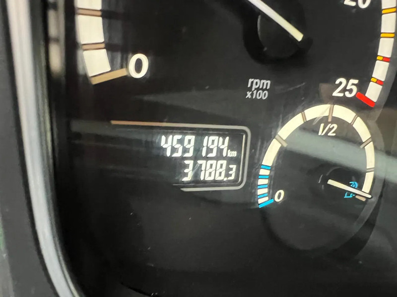 Тягач Mercedes-Benz Actros 3351 LS 6x4: фото 11