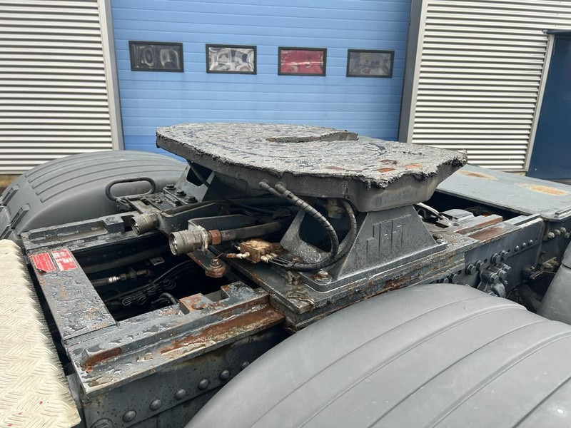 Тягач Scania R580 8x4: фото 7