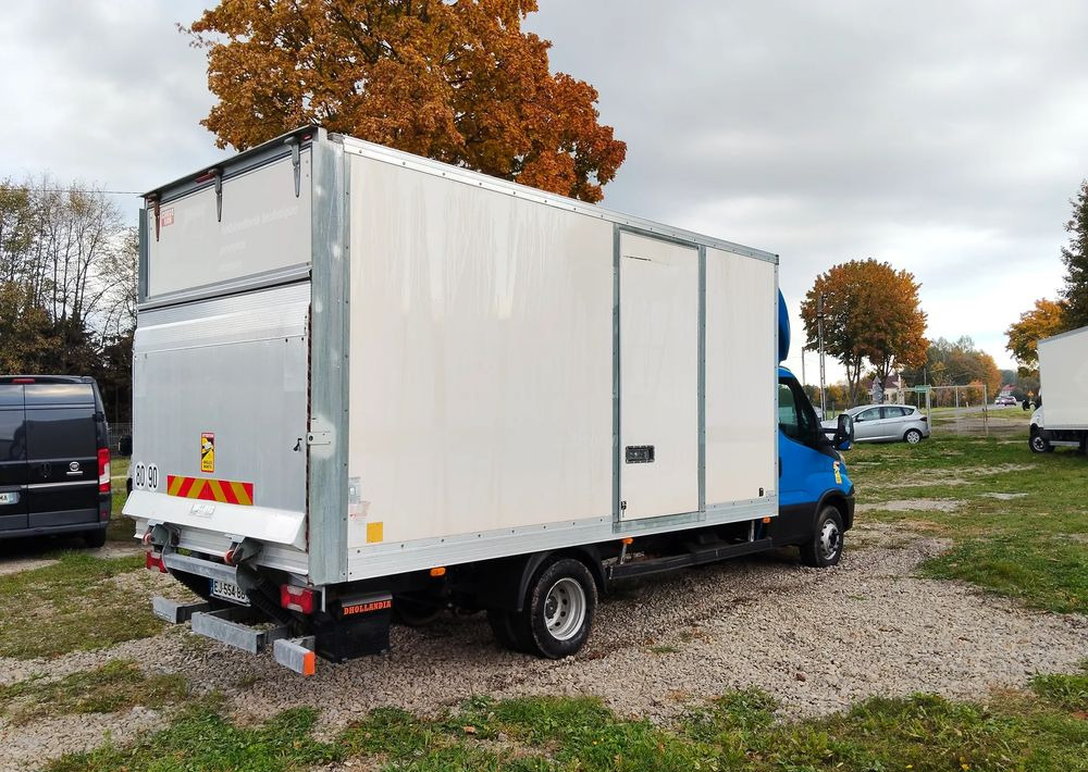 Iveco Daily 70C18 - Грузовик с закрытым кузовом: фото 3 Iveco Daily 70C18 - Грузовик с закрытым кузовом: фото 3