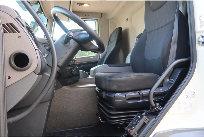 DAF CF 290 FA Bak + klep Dhollandia 2000 KG - Грузовик с закрытым кузовом: фото 4 DAF CF 290 FA Bak + klep Dhollandia 2000 KG - Грузовик с закрытым кузовом: фото 4