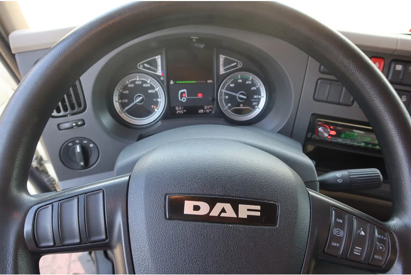 Грузовик с закрытым кузовом DAF LF 210 FA Bakwagen + Dhollandia 2000 kg klep extra accu set, 3x bindrail + stang.: фото 9