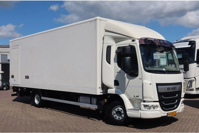 DAF LF 230 Bak+Klep Dhollandia 1500 kg Euro 6 - Грузовик с закрытым кузовом: фото 2 DAF LF 230 Bak+Klep Dhollandia 1500 kg Euro 6 - Грузовик с закрытым кузовом: фото 2