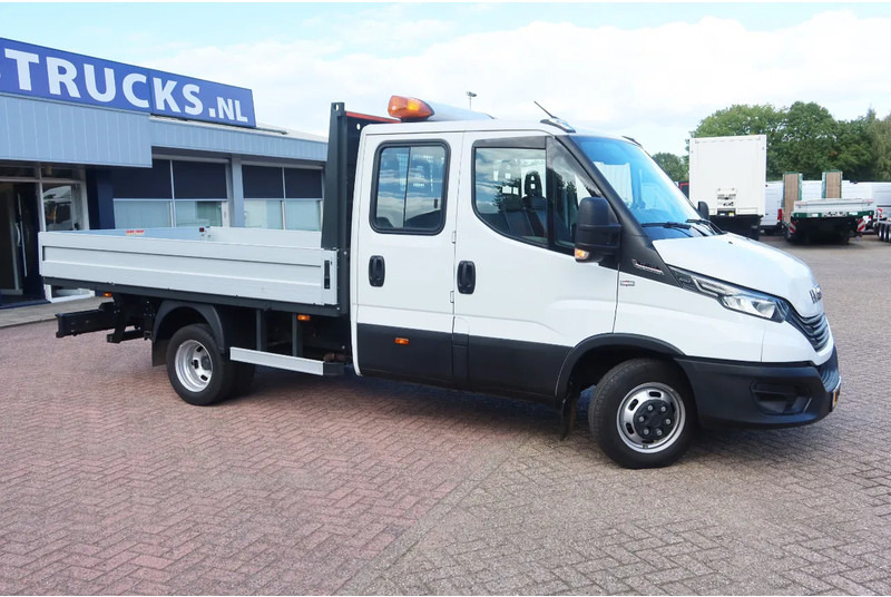 Iveco Daily 35C16 HI Matic Dubbele cabine open 7 persoons uitvoering. Dubbel lucht achter as. 3.0 L motor - Малотоннажный бортовой грузовик, Грузопассажирский фургон: фото 2 Iveco Daily 35C16 HI Matic Dubbele cabine open 7 persoons uitvoering. Dubbel lucht achter as. 3.0 L motor - Малотоннажный бортовой грузовик, Грузопассажирский фургон: фото 2